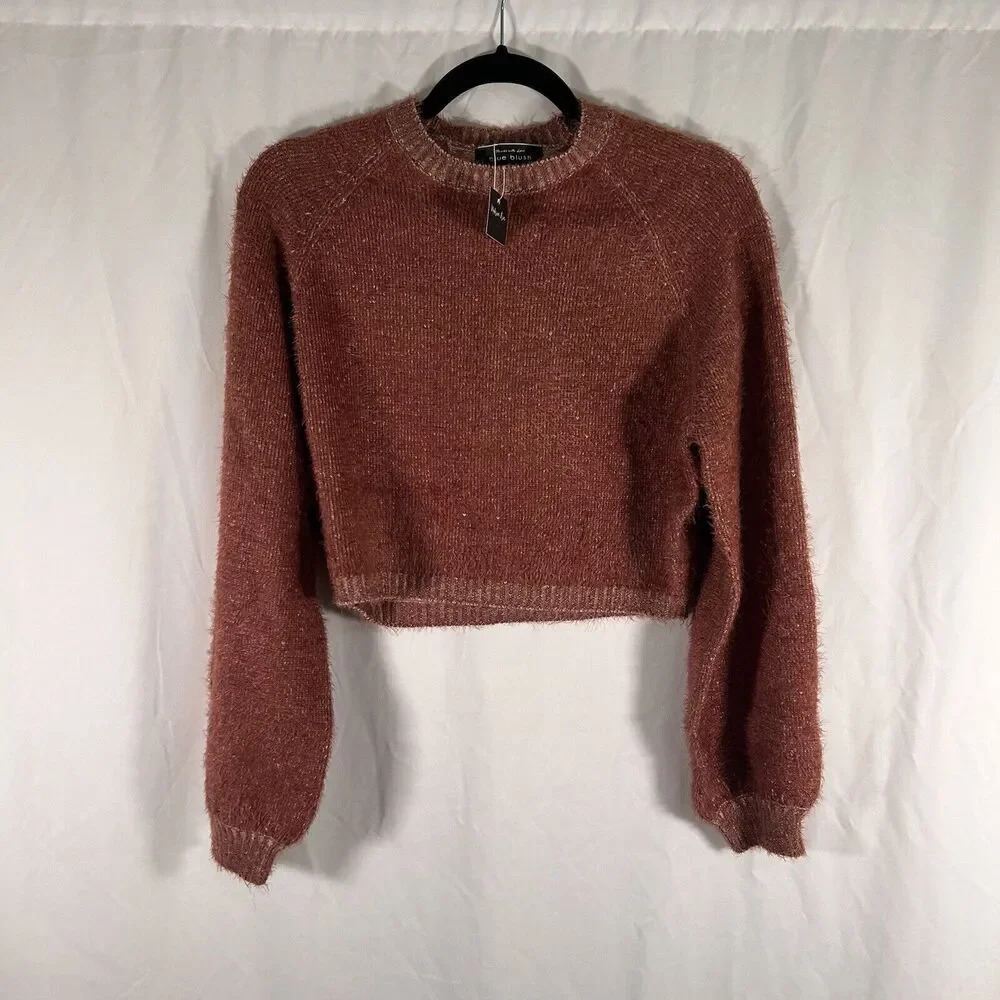 Blue Blush Sweater Women's Large Red Cropped Crew Neck Long Sleeve New